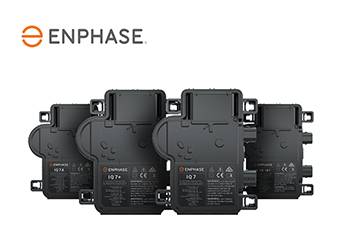 Vier Wechselrichter von der Firma enphase aufgefächert